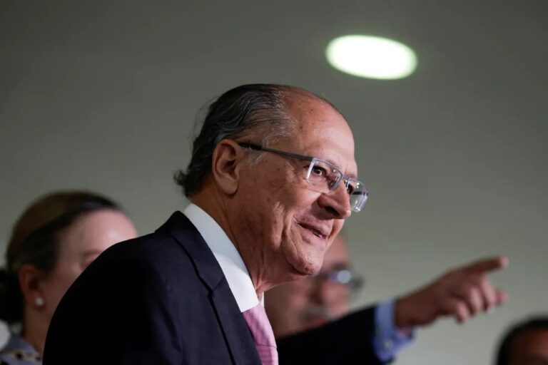 ‘Não há hipótese de ter irresponsabilidade fiscal’, diz Alckmin sobre gastos