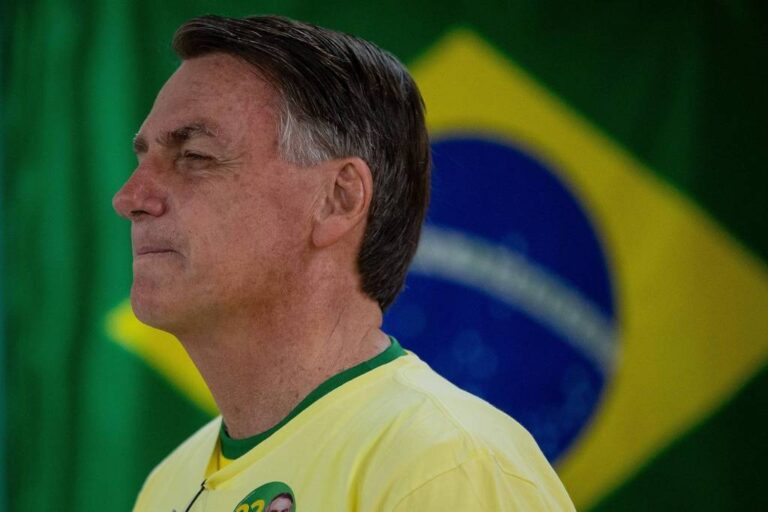 Golpistas reinterpretam Bolsonaro, pedem Pix e enxotam divergentes em grupo