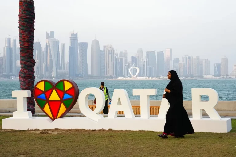 Tutela masculina e violência doméstica: os problemas ainda enfrentados pelas mulheres no Catar