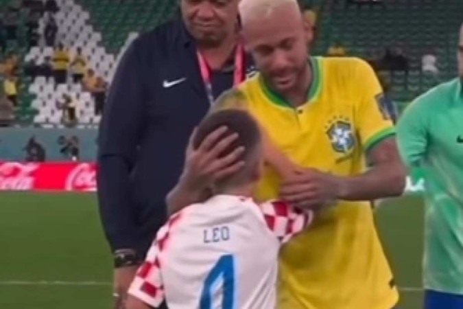 Croata agradece a Neymar em português por carinho com filho