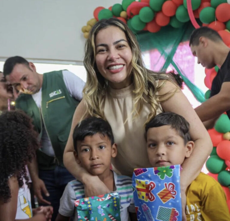 Com festão, Fernanda Hassem comemora aniversário nesta segunda; saiba detalhes