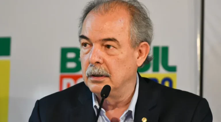 No BNDES, Mercadante terá quase o triplo de salário dos ministros; veja valores