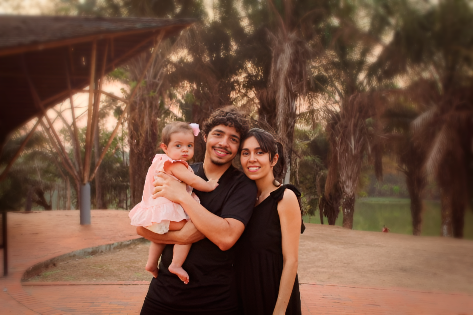 Entre a maternidade e a fotografia: acreana registra o Natal de famílias e seus bebês