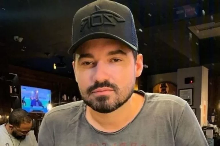 Fernando para de seguir a todos no Insta. Até Sorocaba. O que houve?