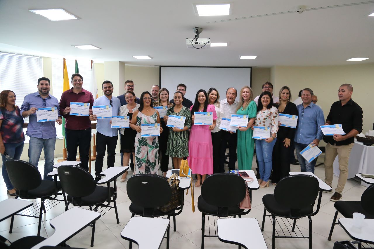 Bocalom anuncia aumento de 30% no salário dos Conselheiros Tutelares de Rio Branco