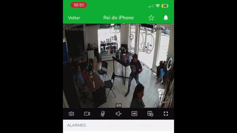 VÍDEO: Loja de celular é assaltada em plena luz do dia, em Rio Branco