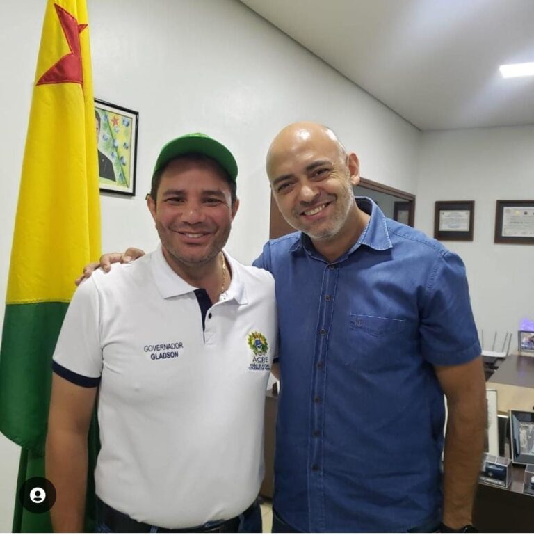 Com AlĂrio no Iteracre, Gladson entregou mais de 5 mil tĂtulos de terras