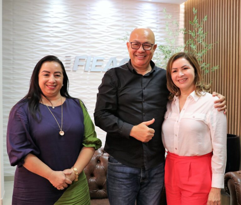 Presidente da Fieac recebe visita da deputada federal eleita, Socorro Neri