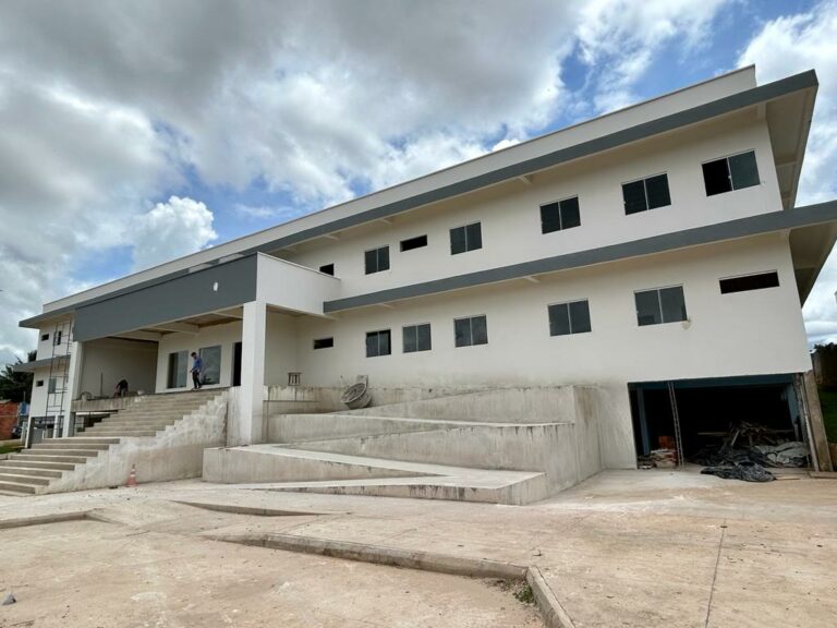 Obra no Hospital João Câncio Fernandes será concluída em três meses