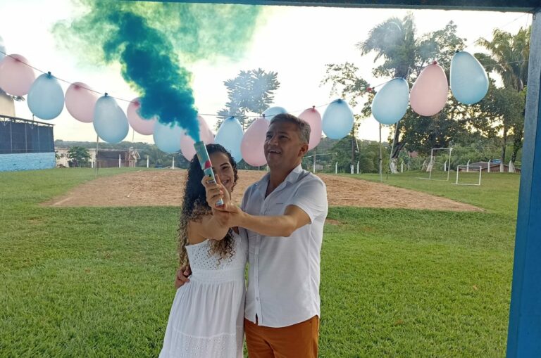 Radialista acreano coloca nome do filho em homenagem a Messi e Marília Mendonça