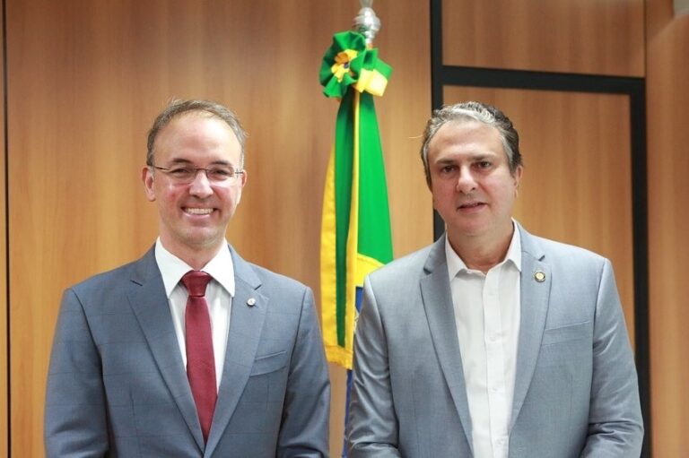 Coluna do Moises: Léo de Brito no Ministério da Educação e Andréa Zílio na comunicação do TJAC; veja tudo!