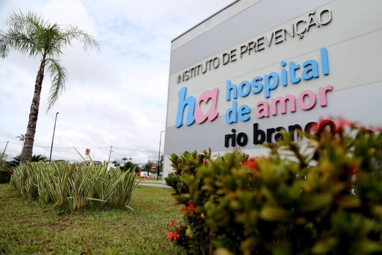 Prefeitura de Rio Branco repassa 107 mil reais de emenda parlamentar para Hospital do Amor