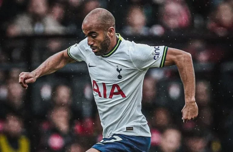 Lucas Moura não vai renovar com Tottenham e analisa ofertas