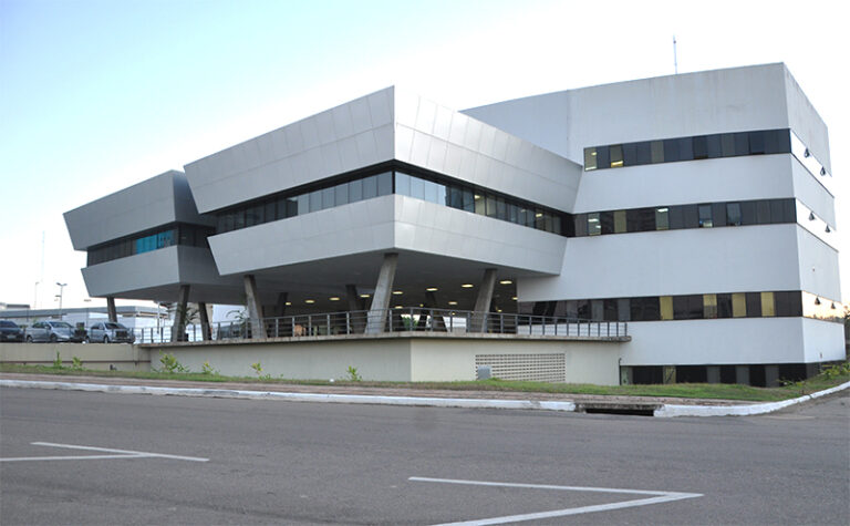 Respondendo ação pela 6ª vez, prefeito é acusado de improbidade no TJAC