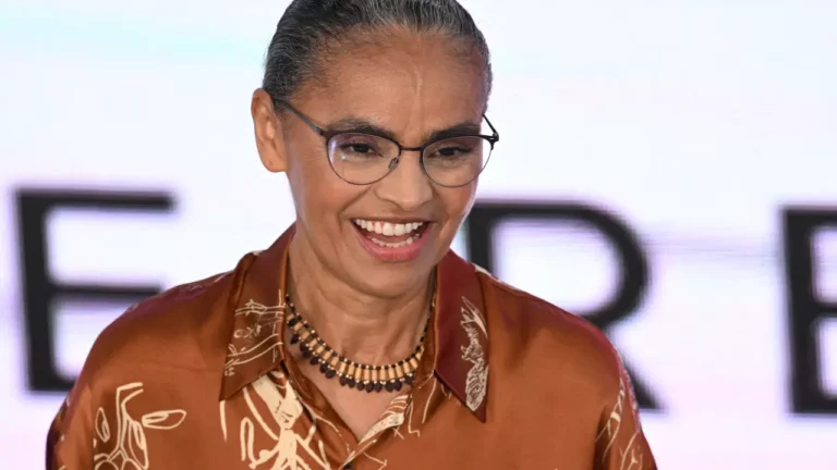 Acreana Marina Silva faz aniversário e ganha os parabĂ©ns de amigos famosos e polĂticos