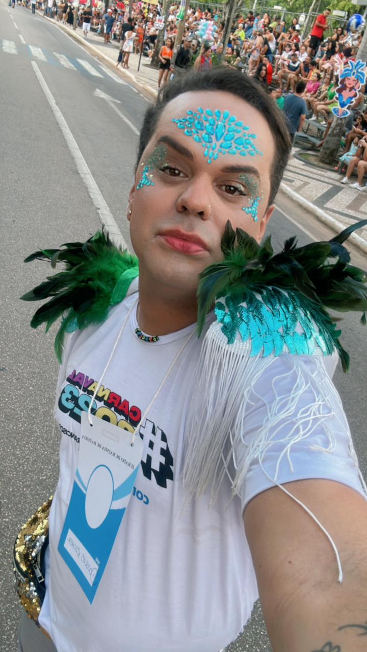 Colunista do ContilNet, Douglas Richer é jurado no concurso dos blocos de Carnaval