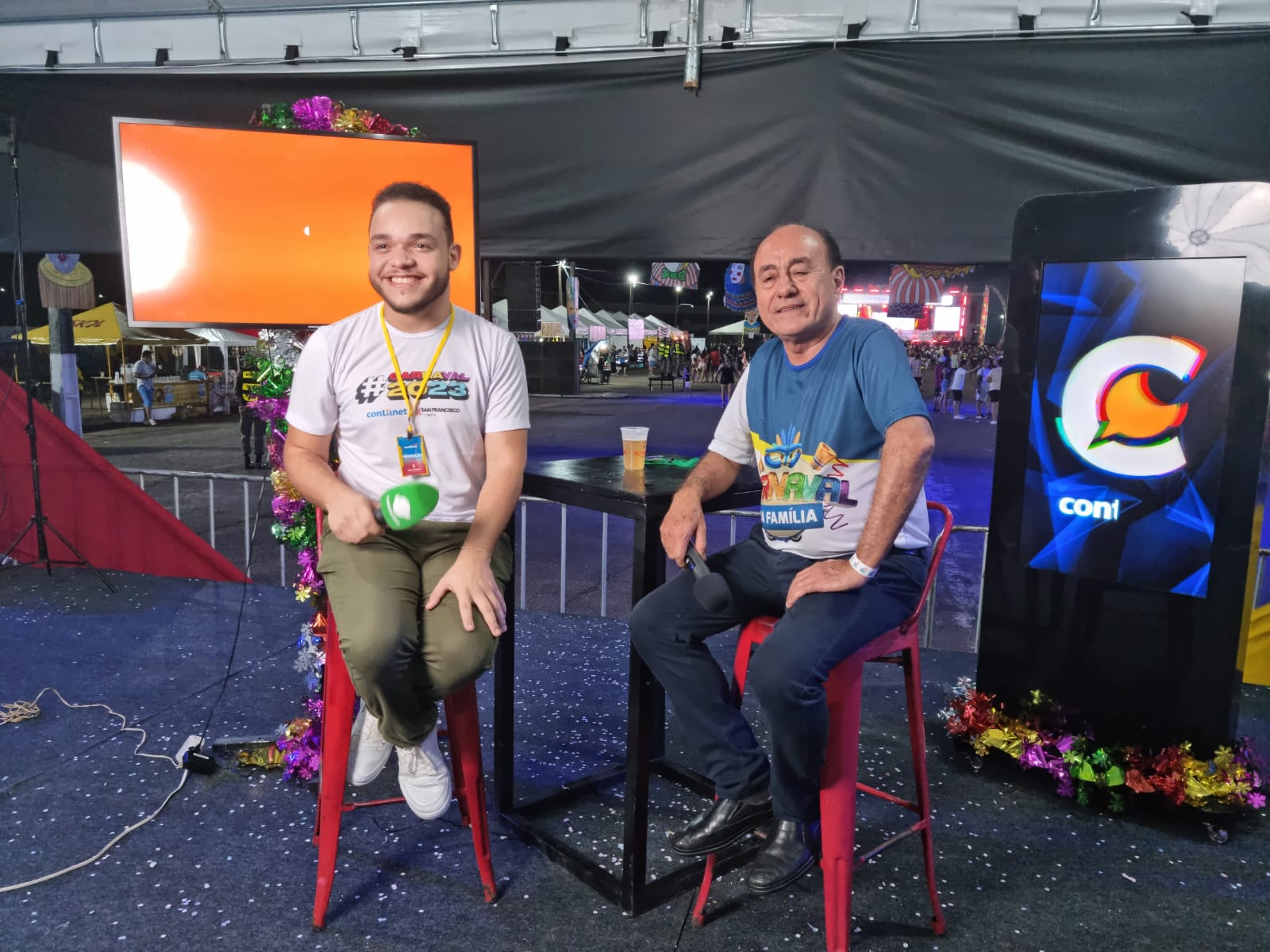 Prefeito de Rio Branco visita estúdio do ContilNet e Sans Filmes no Carnaval 2023