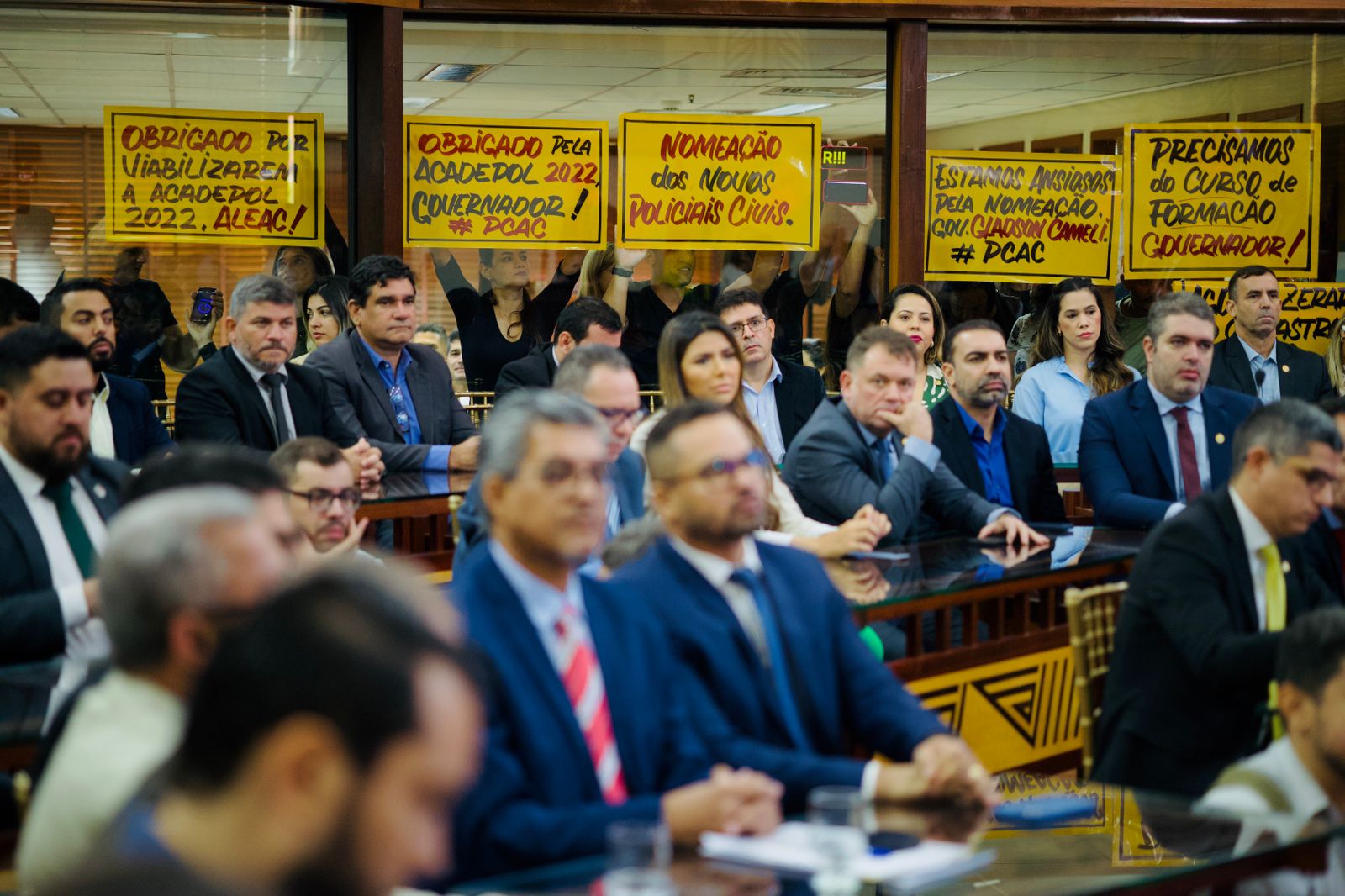 Na Aleac, grupo pede convocação de concurso e Gladson reafirma compromisso
