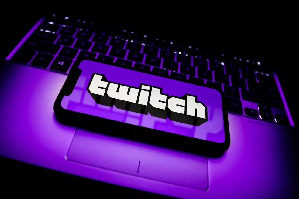 Twitch: Paulinho o LOKO bate recorde pessoal de pico de audiência, streamers