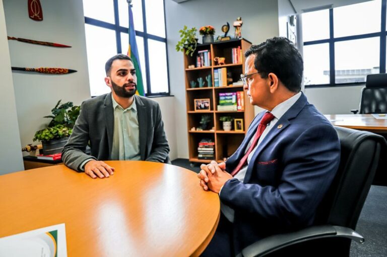 Presidente da Aleac vai ao MPF e pede mudança no protocolo do INSS sobre benefícios de autistas