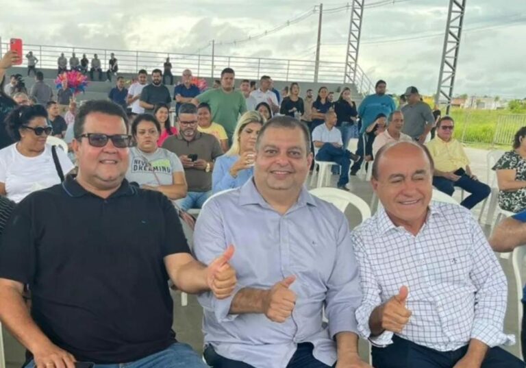 Coluna da Léia traz os bastidores do Carnaval de Rio Branco e aniversariantes; confira