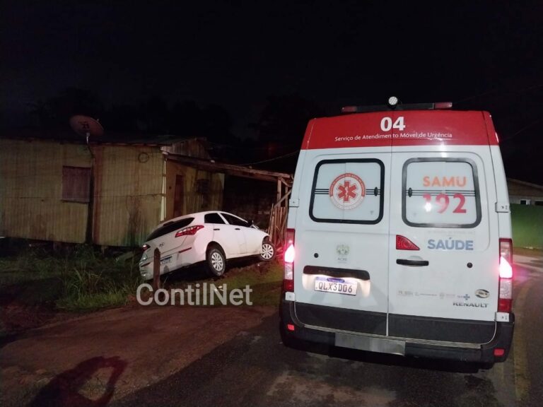 Mulher supostamente alcoolizada perde controle de veículo e invade casa em Rio Branco