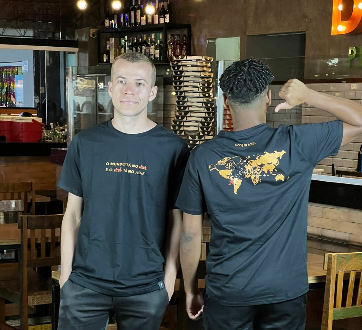 Marcas acreanas se unem e lançam coleção exclusiva de camisetas