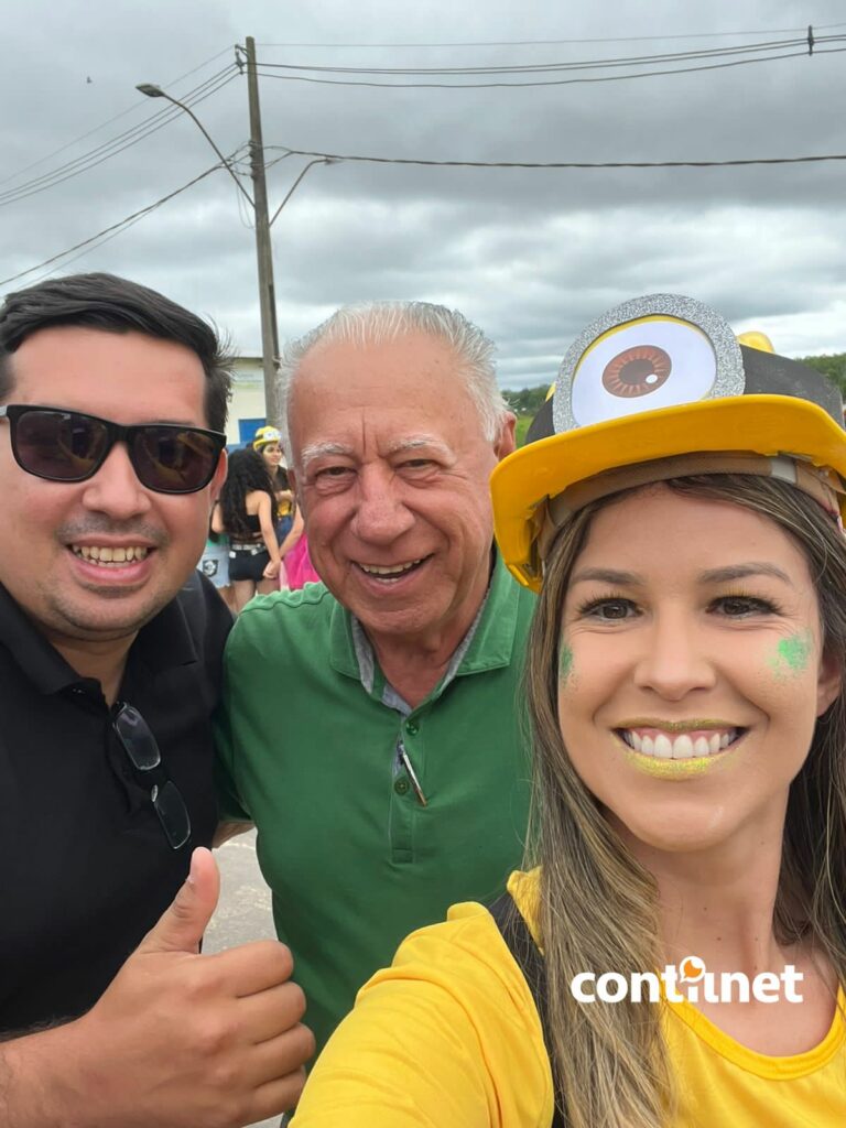 Mega-empresário dono da Gazin passa o Carnaval em Feijó e brinca com amigos