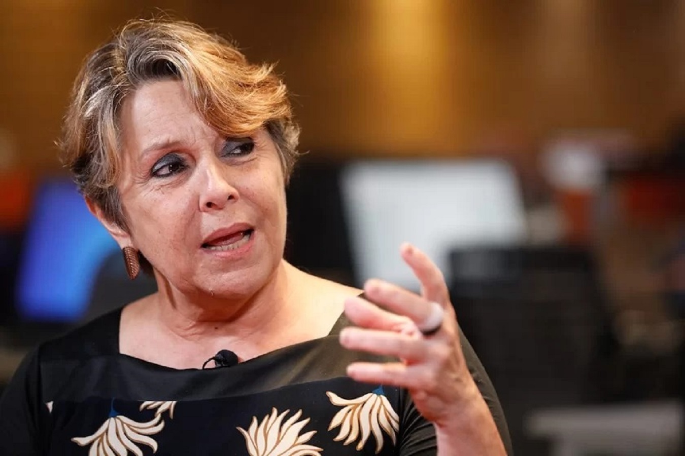 Deputada do PT quer uso da linguagem neutra em documentos públicos e oficiais