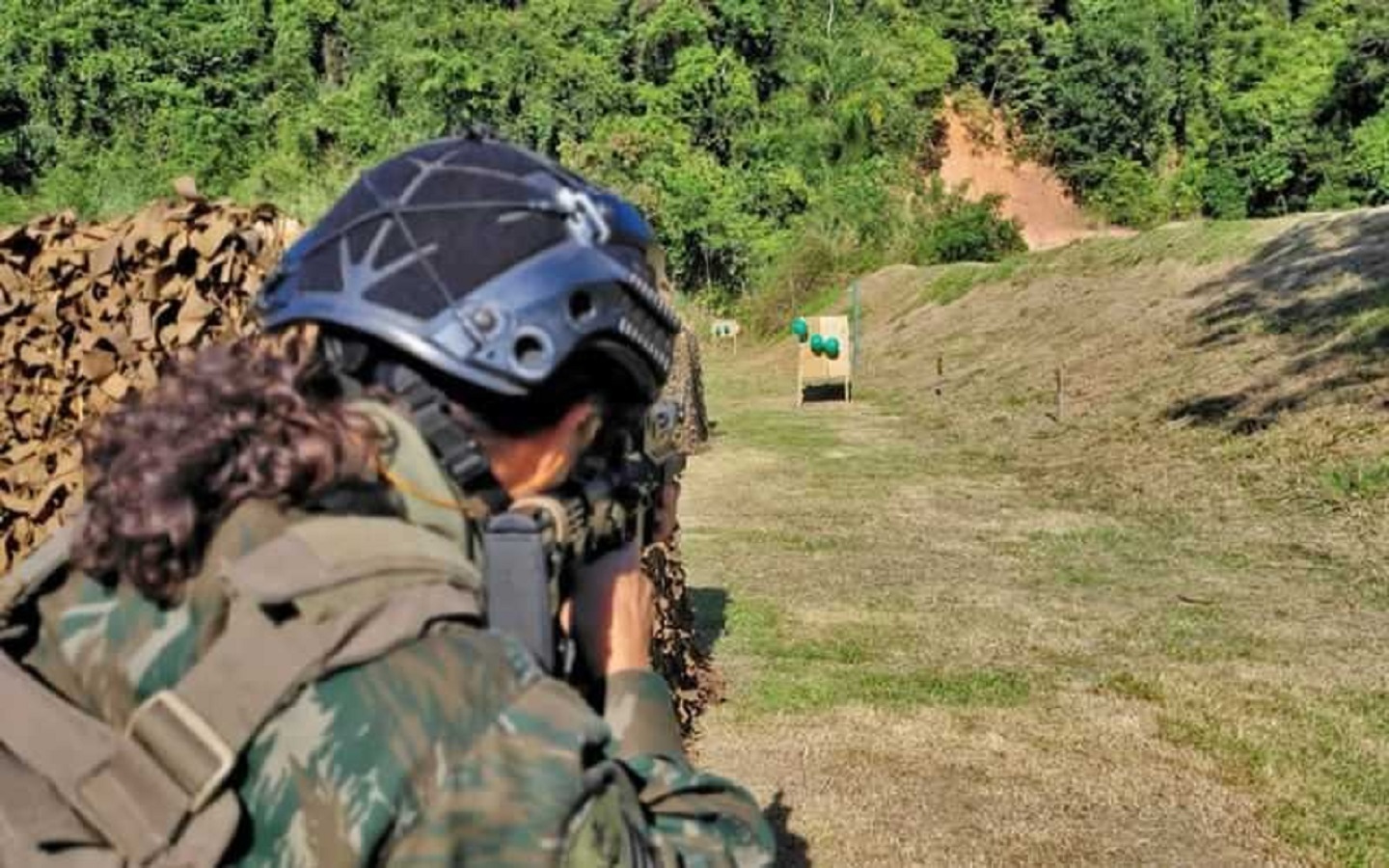 Mais de 5 mil mulheres já disputam 96 vagas de soldado fuzileiro naval da Marinha do Brasil