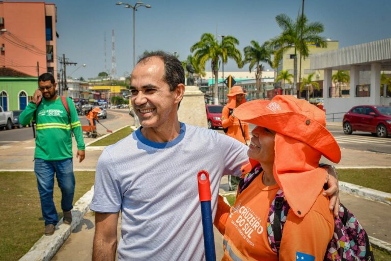 Prefeito Zequinha aproveita Carnaval para realizar feira de negócios e empreendedorismo