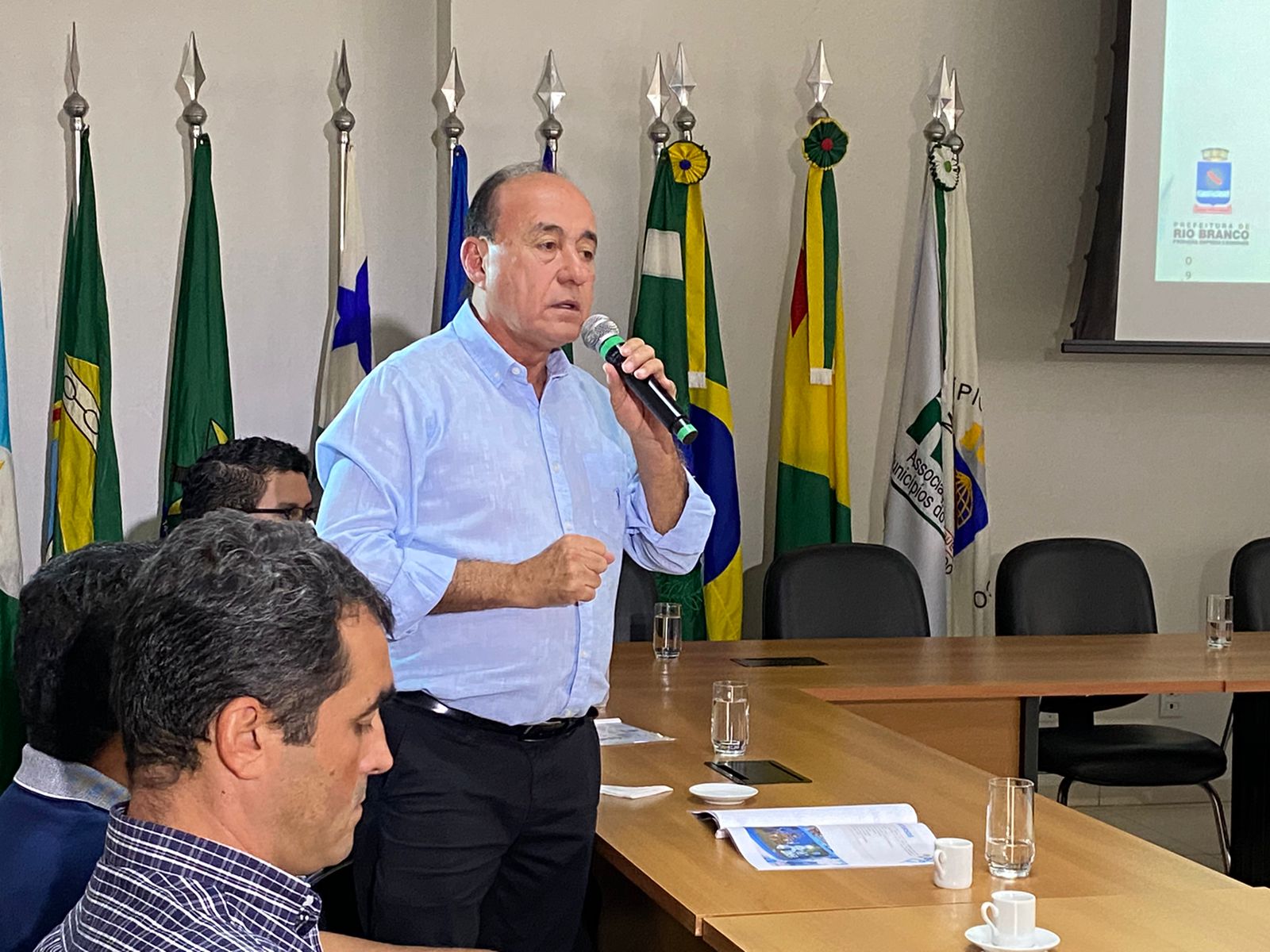 Bocalom anuncia projeto da ornamentação para Natal 2023 e vai propor novos concursos