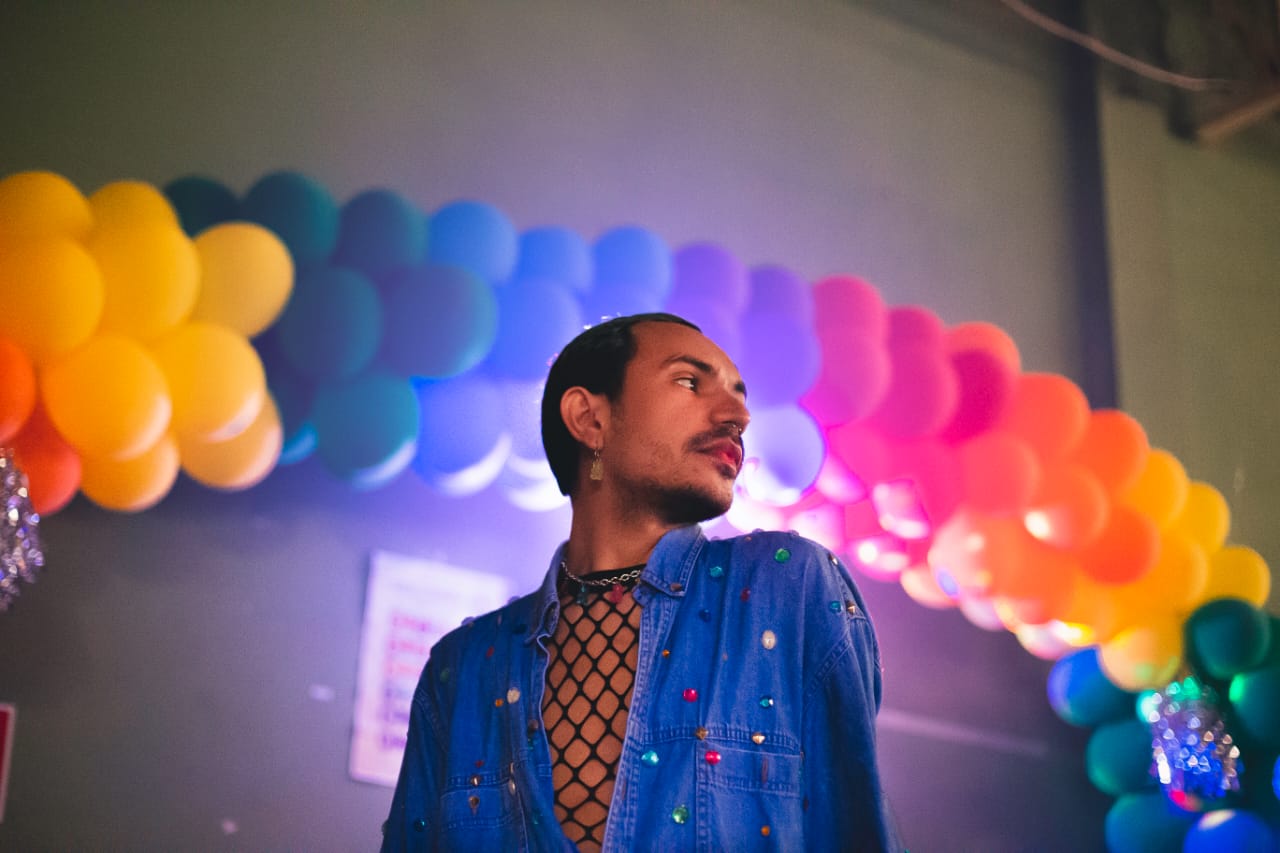 Conheça Rick, a primeira e única DJ travesti do Acre que vai tocar no Carnaval