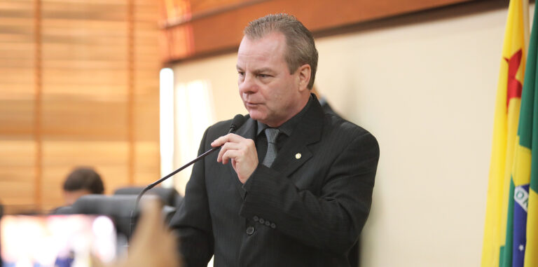 Longo abre discussões sobre indenizações de servidores, PCCRs e aposentadorias