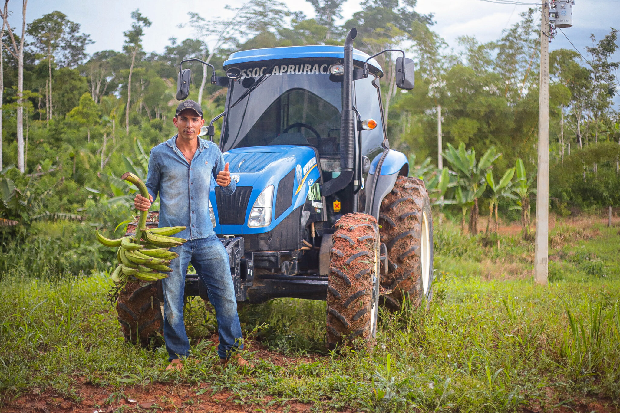 Governo do Acre leva tecnologia para produtores de banana do ramal Campo Novo