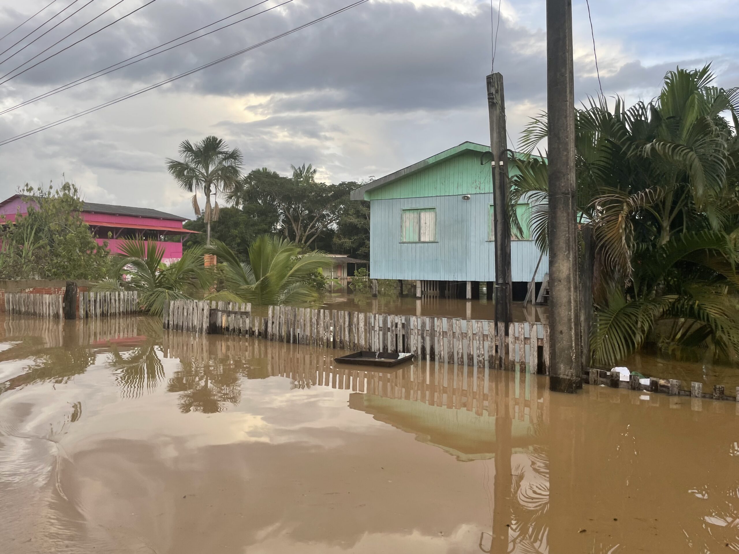 Rio Acre sobe 7 cm em poucas horas e atinge a cota de 17,34 m na capital