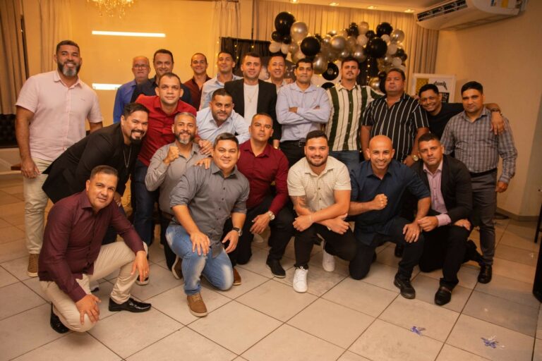 Turma de acreanos da escola Heloisa Mourão faz encontro para comemorar 30 anos de amizade; FOTOS