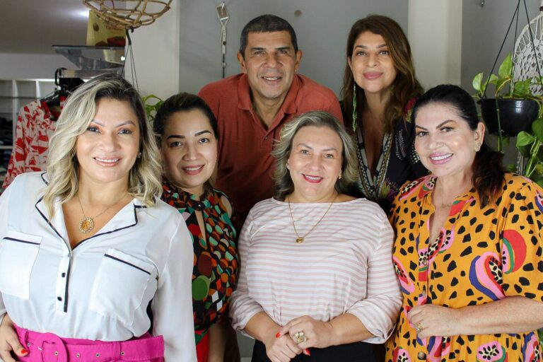 Influencers, colunistas e jornalistas participaram do lançamento da Make B