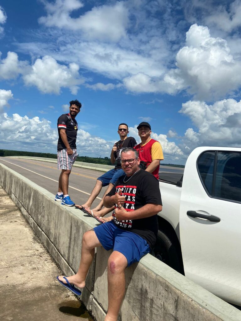 “Só queremos voltar pra Rio Branco”: com BR 364 interditada, artistas acreanos estão isolados