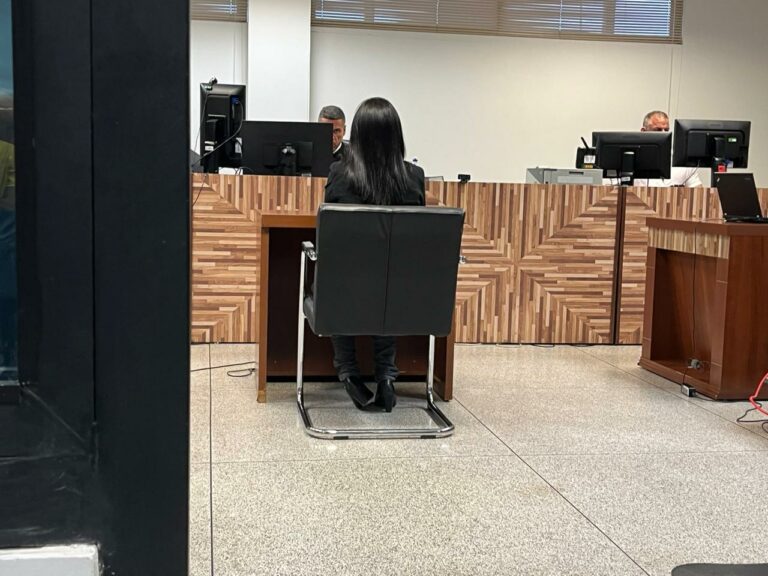 “Toda semana comprava uma vassoura nova e quebrava nele”, diz irmã de acusado de matar esposa no Acre