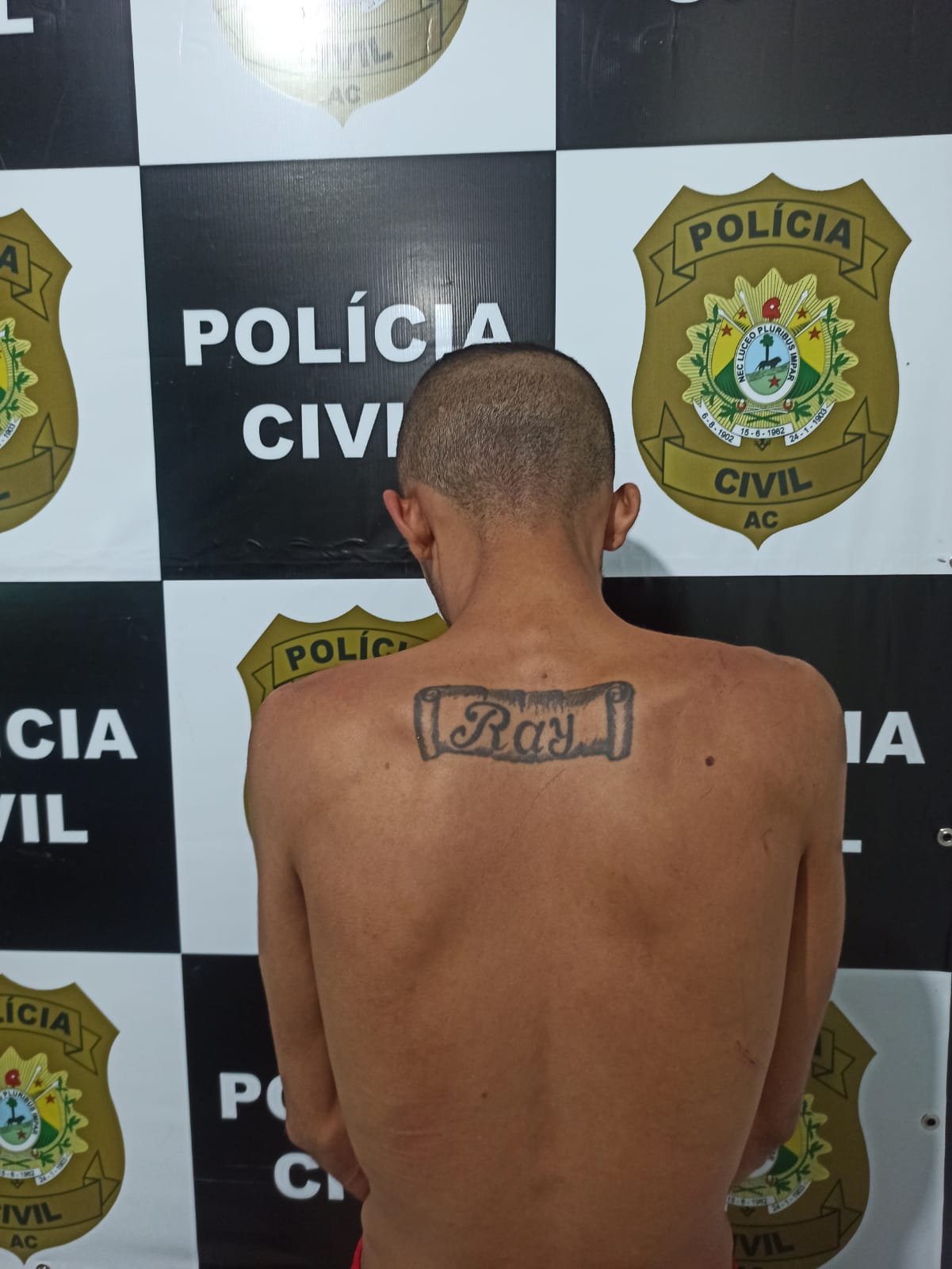 Suspeito de homicídio e de tentar matar mulher grávida em Cruzeiro do Sul é preso pela Polícia Civil