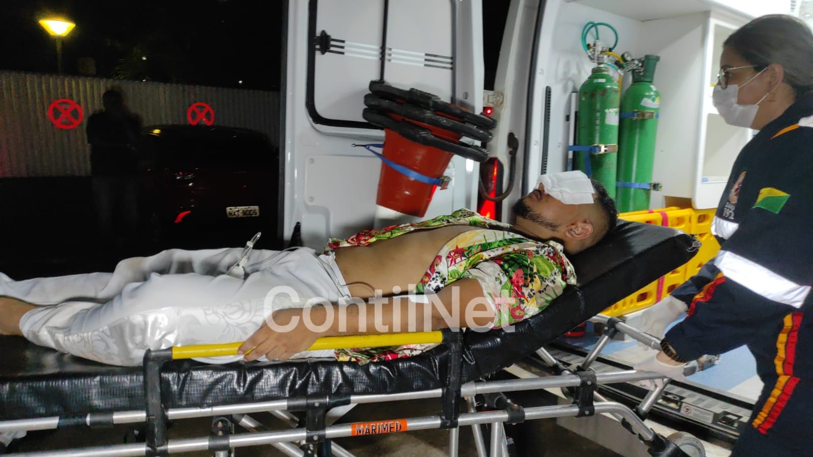 Homem tem olhos atingidos ao soltar bomba em arraial fora de época