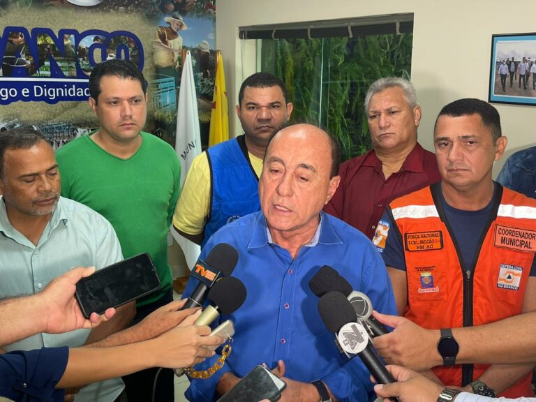 Famílias atingidas por desbarrancamento serão incluídas em aluguel social, diz Bocalom