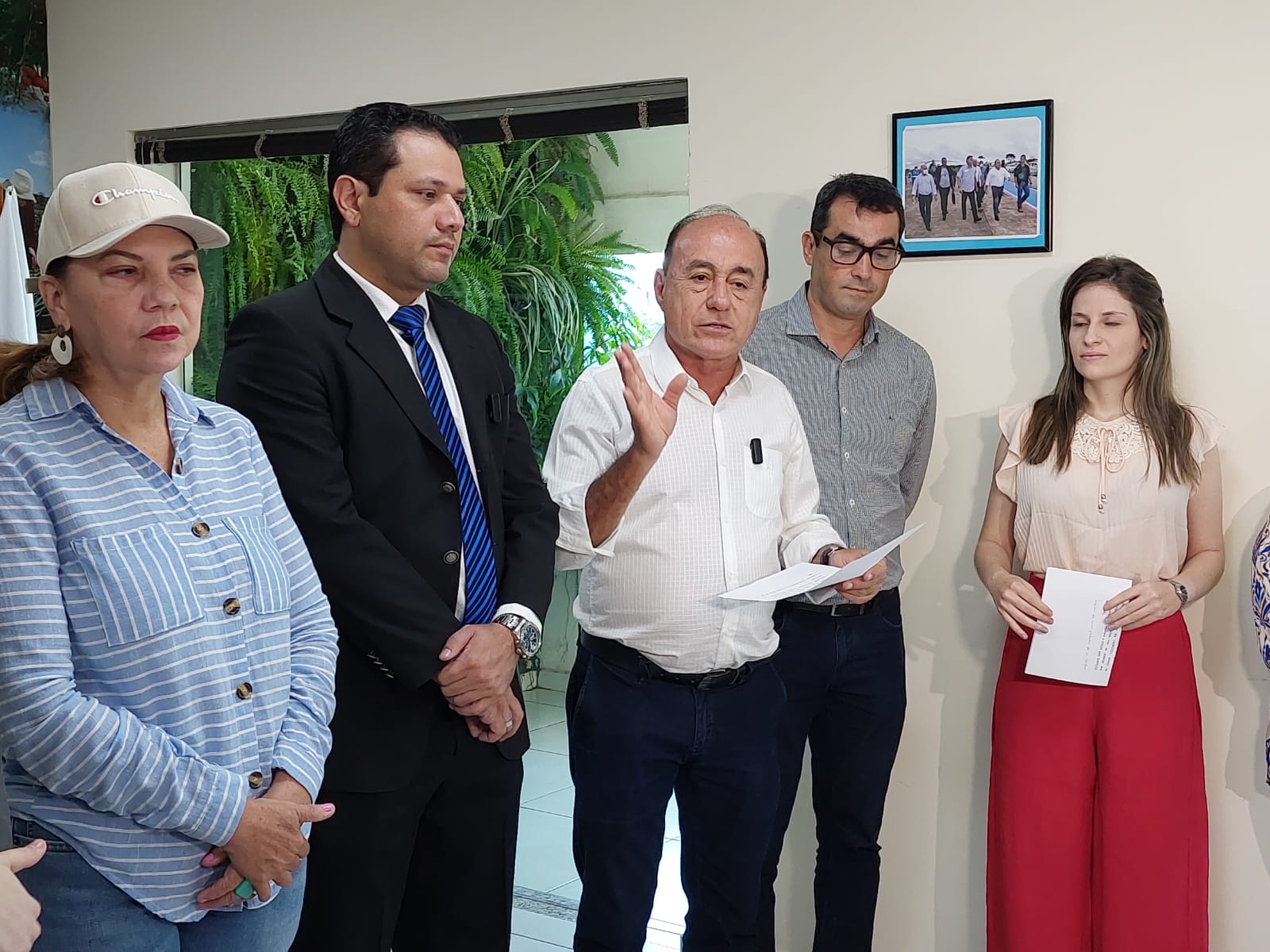 Bocalom entrega PL de urgência à Câmara para gastar R$ 10 milhões com alagados