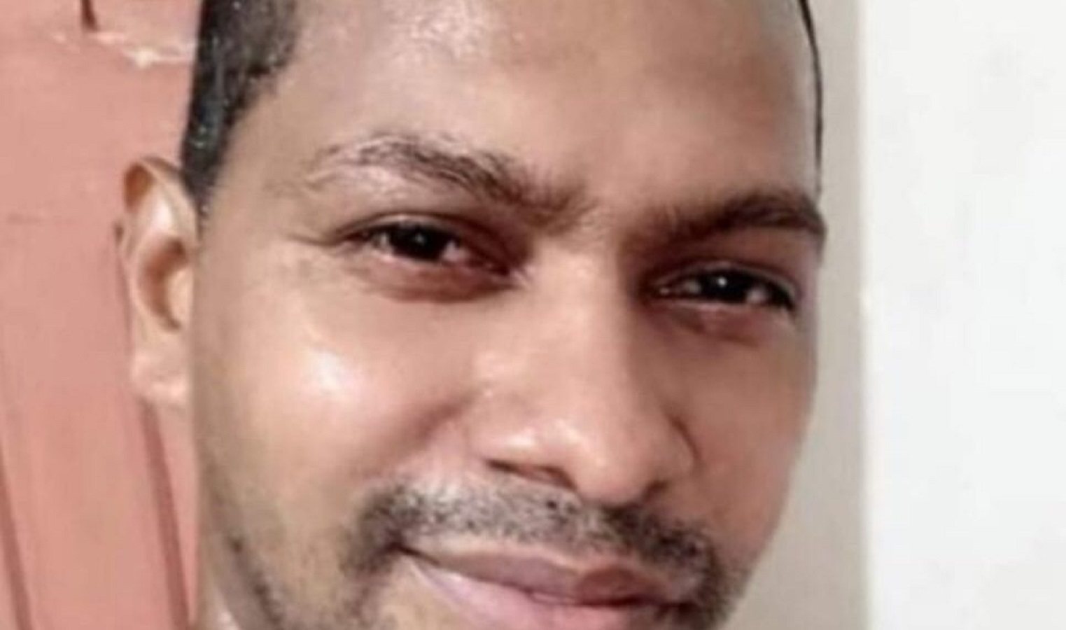 Jogador de futebol morre após sofrer infarto durante jogo na Bolívia