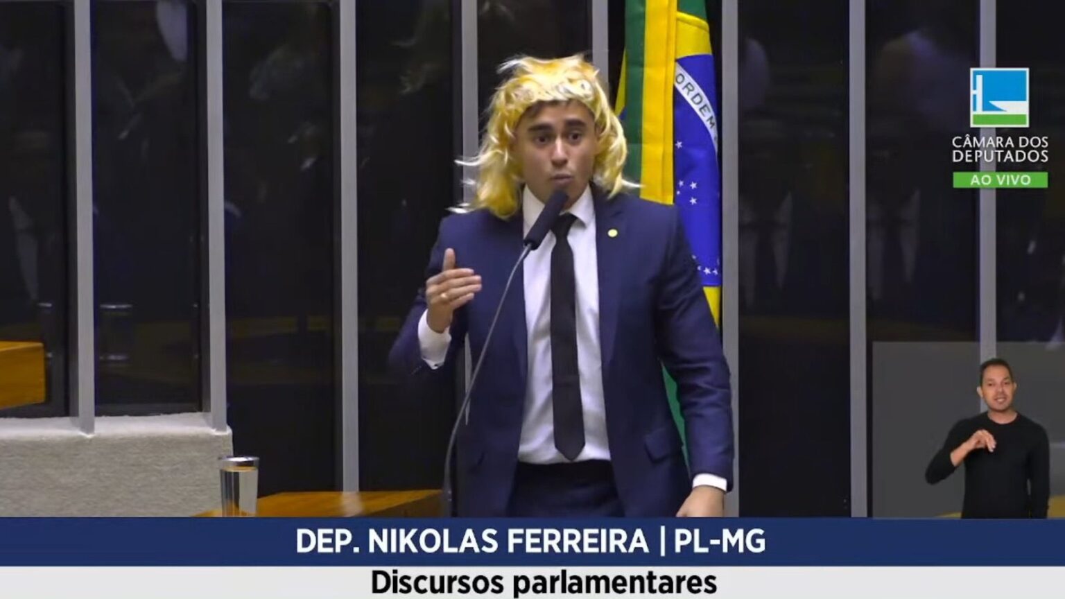 Relator muda de opinião e processo contra Nikolas Ferreira é arquivado