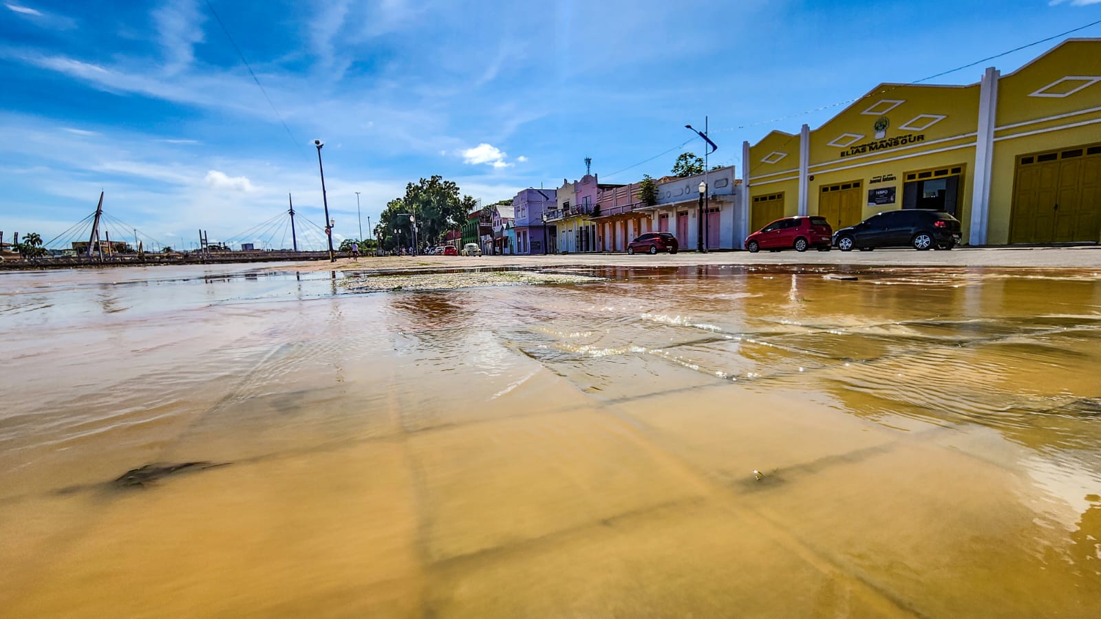 Rio Acre sobe mais 2 cm em poucas horas e águas invadem Gameleira; FOTOS