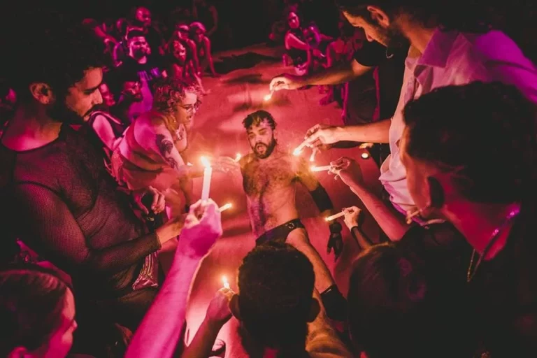 Leite no c* e gritaria: confira histórias de festa liberal em Brasília