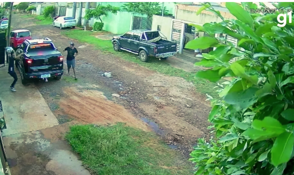VÍDEO: Tiroteio entre vizinhos começou com assédio a pessoa com deficiência
