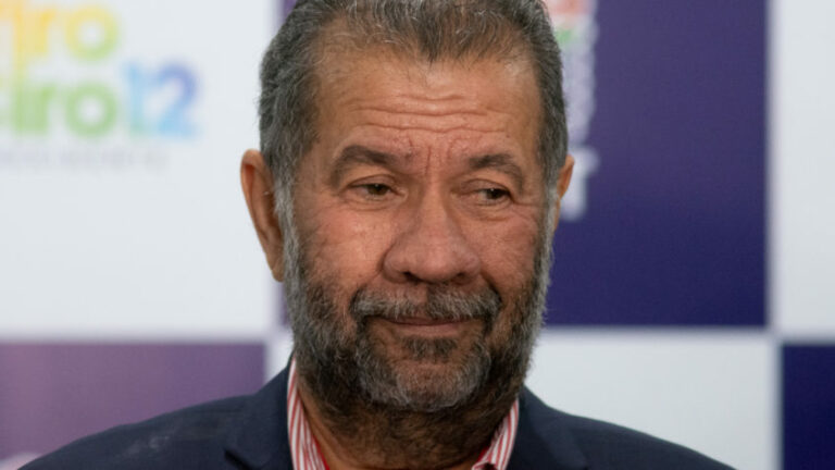 Desafio da Previdência é reduzir fila da perícia, diz Carlos Lupi